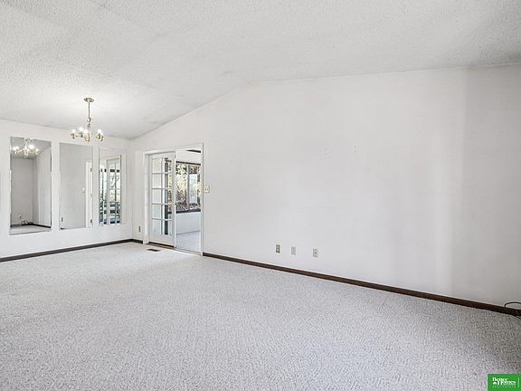 5th image of 2717 Eagle Dr