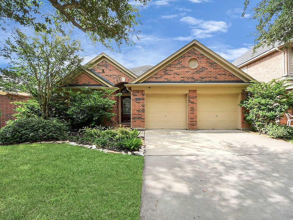 1st image of 28219 Crossprairie Dr