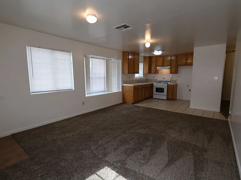 448 S Oildale Dr #A — Photo 5