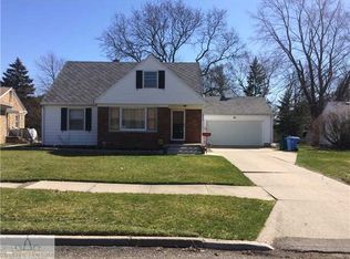 2015 Wellesley Dr, Lansing, MI
