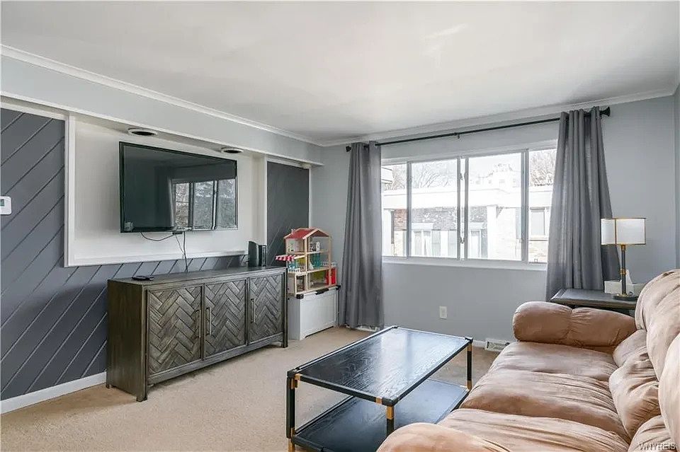 1st image of 309 North St