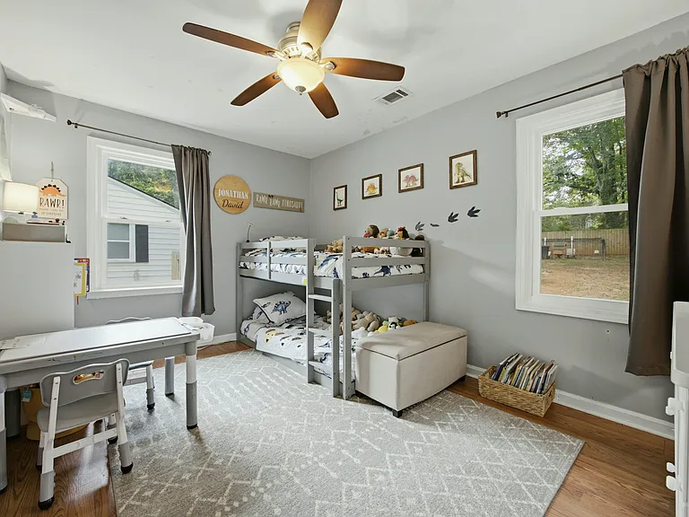2596 Gordon Cir SE — Photo 11