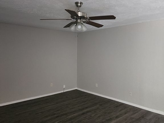 5th image of 3402 Chesapeake Dr