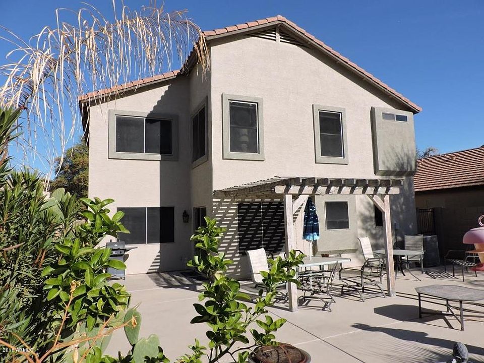 1st image of 42665 W Michaels Dr