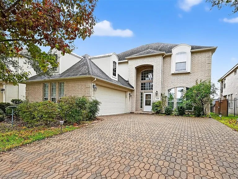 14419 Manorbier Ln — Photo 1