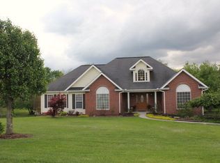 2517 Nova Cir, Algood, TN 38501