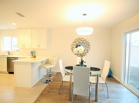 4th image of 27225 Oakgale Ave