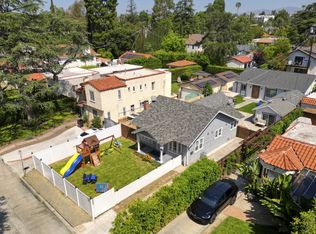11101 Sarah St, North Hollywood, CA 91602