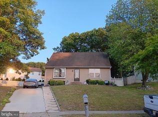 10 Prospect Ct, Sicklerville, NJ 08081