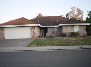 14750 Manzanita Way, Lockeford, CA 95237