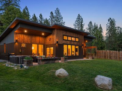 55 Sunray Dr, Hope, ID, 83836