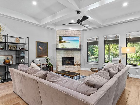 4th image of 25 Stillmeadow Dr