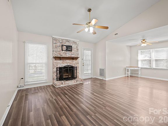 5th image of 7310 Palmetto Ct