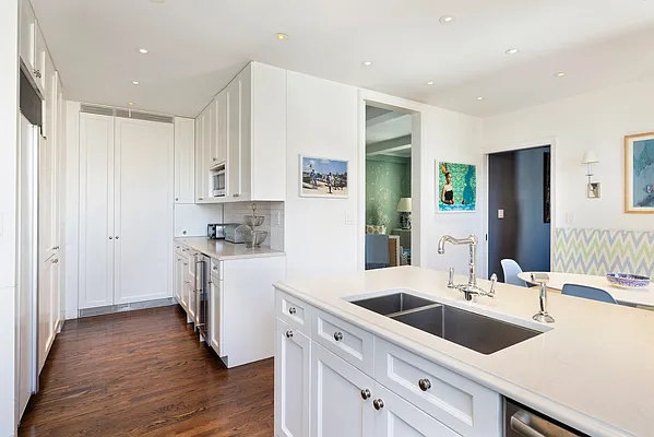 Sold by Douglas Elliman | media 8