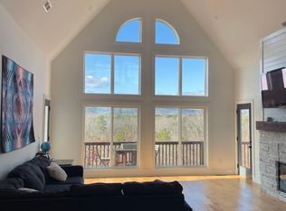 130 Ridgeview Trl, Calhoun, GA 30701