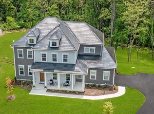 17754 Sweetgum Pl, Round Hill, VA 20141