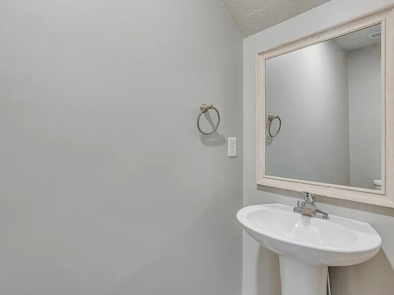 8845 W Haylee St — Photo 18