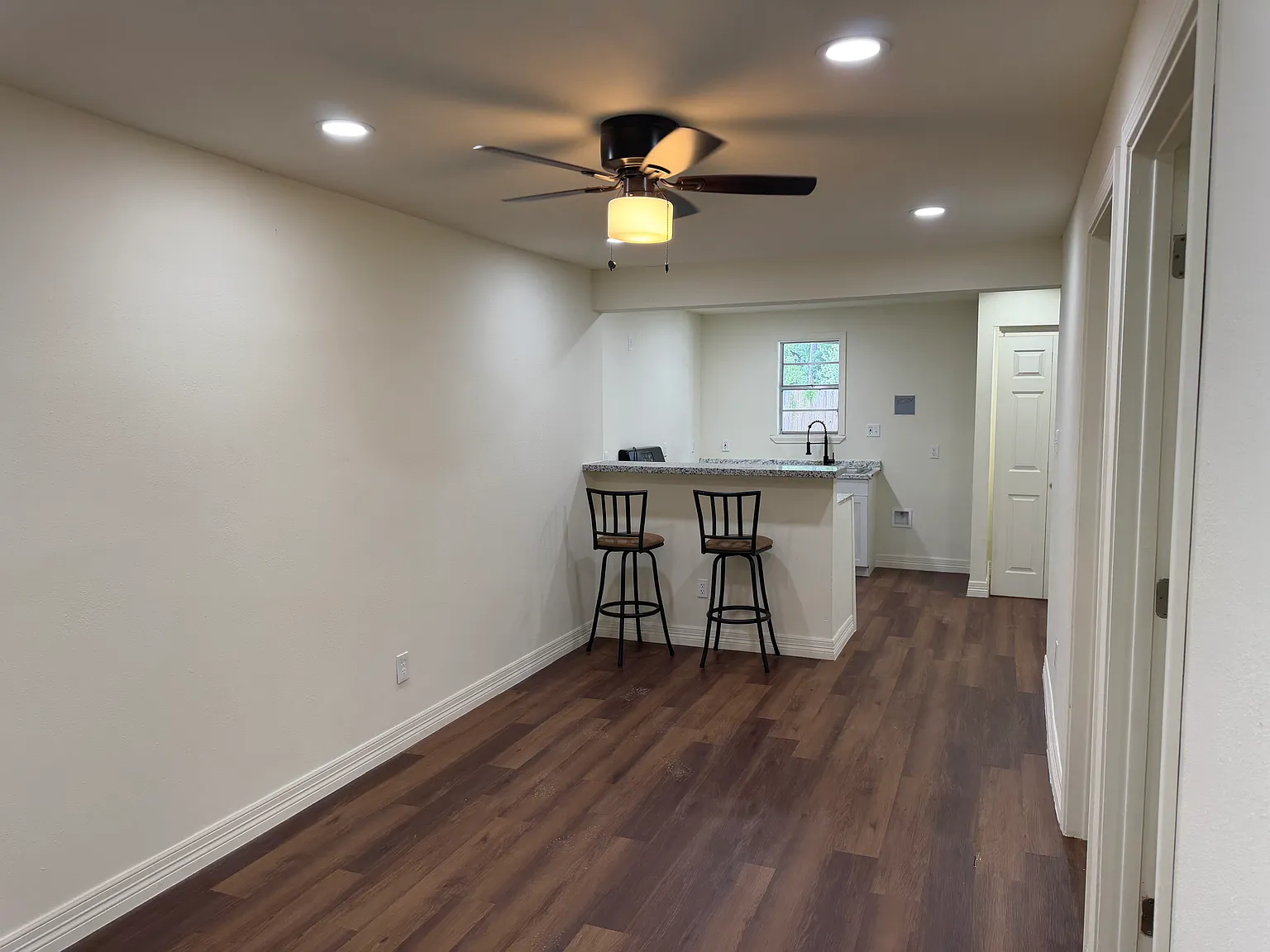 2 bed, $1,750 — Photo 4
