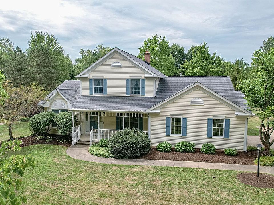 1st image of 6840 Meadowood Dr