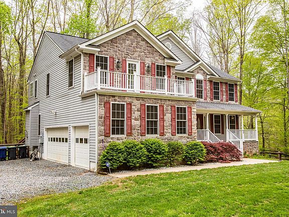 5th image of 60 Kinsley Ln