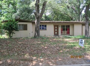 630 NW 34th Ter, Gainesville, FL 32607