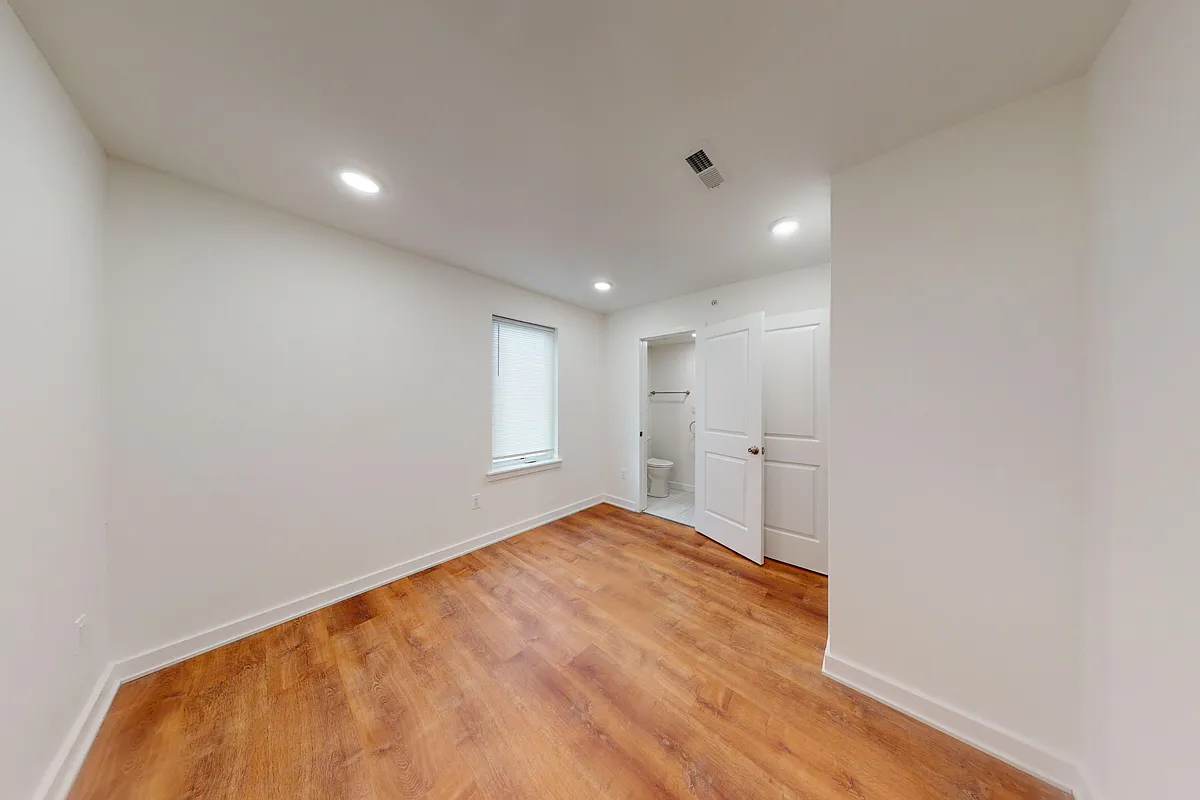 Building Photo - 1834 N Bouvier St #2