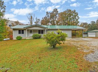 374 Morgan County Hwy, Harriman, TN 37748