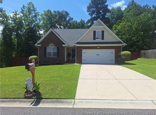 8701 Grouse Run Ln, Fayetteville, NC 28314