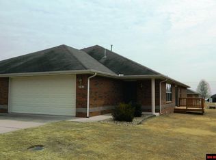 1221 Willowbrook Rd, Mountain Home, AR 72653