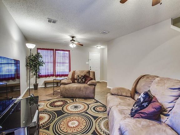 3rd image of 9409 Glen Falls Ln