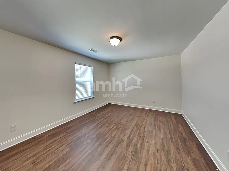 124 Cairo Ct — Photo 18