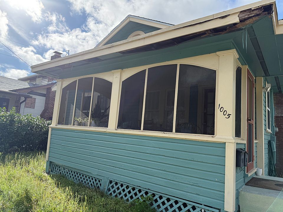 1st image of 1005 Turner St