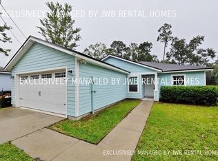 8260 Maple St, Jacksonville, FL 32244