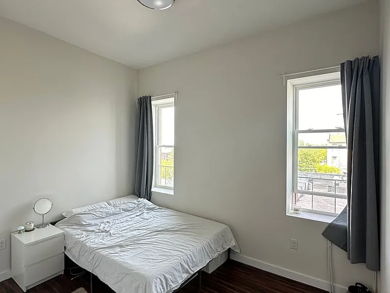 6318 Jackson St — Photo 7