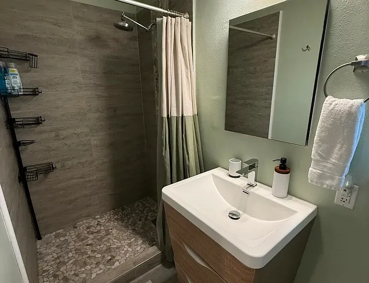 5210 York Ct — Photo 10