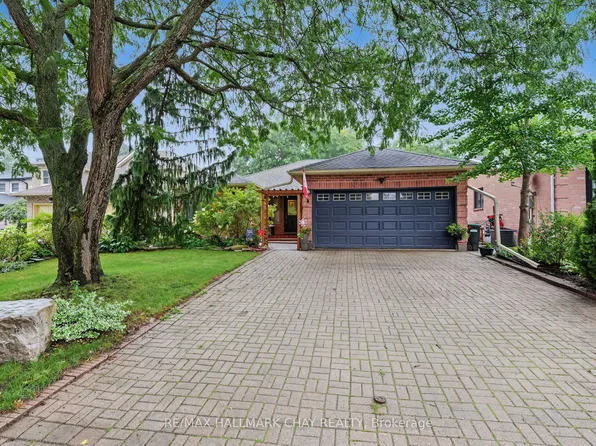 66 Hutchinson Dr, New Tecumseth, ON L9R 1M2