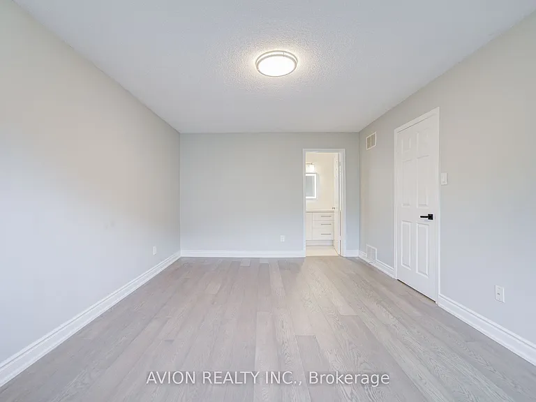 9 Falan Heights Cres — Photo 23