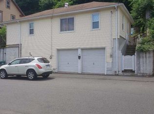 68 New Street, Seymour, CT 06483