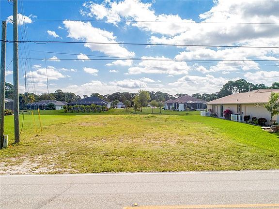 2nd image of 1021 Rotonda Cir