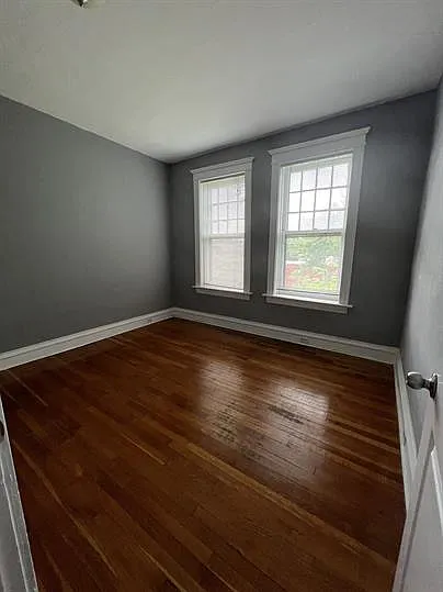 6041 Waterman Blvd — Photo 17