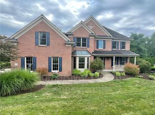 508 Laurel Oak Dr, Sewickley, PA 15143