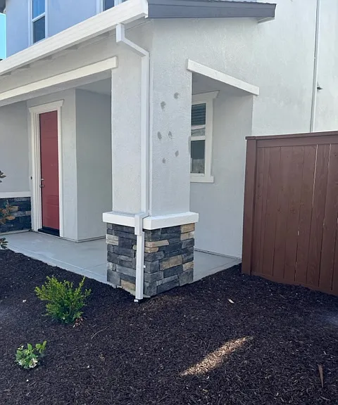 2341 Dahler Ct — Photo 10