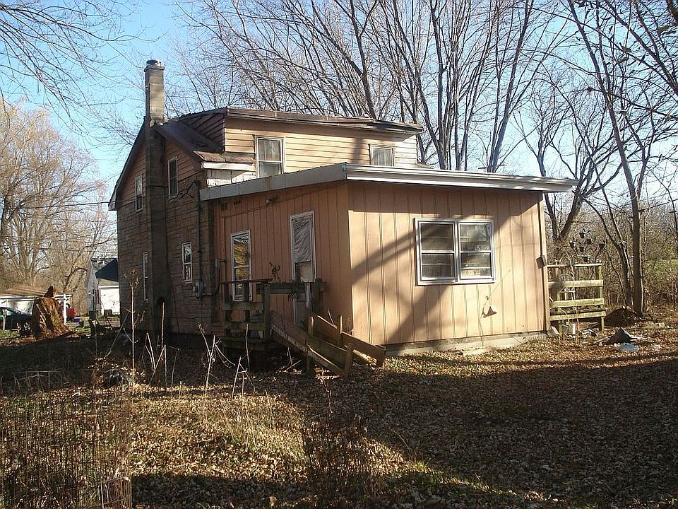 2nd image of 6105 Maiden Ln