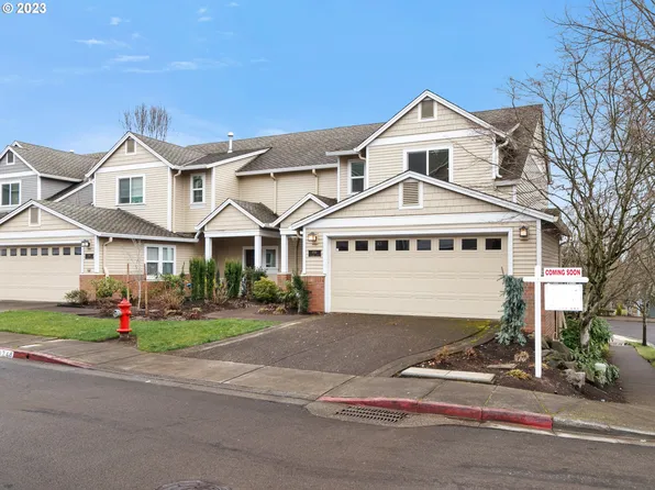 4748 Amherst Ct, Lake Oswego, OR 97035