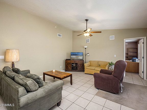 4th image of 3544 Roma Dr