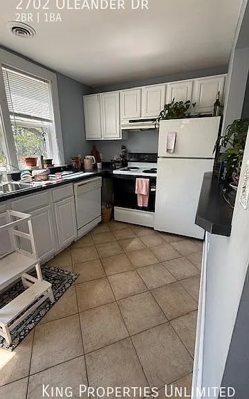 2702 Oleander Dr — Photo 17