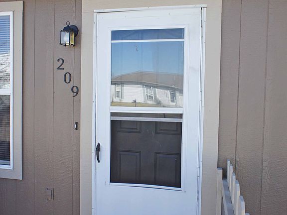 2nd image of 209 E Broadway St