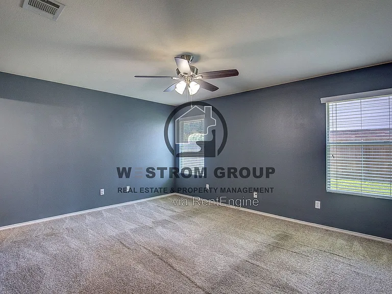 7000 Sylvan Meadows Dr — Photo 24