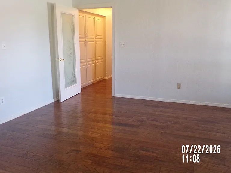 802 NW Seaton Pl — Photo 17