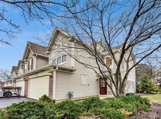 3303 Cool Springs Ct, Naperville, IL